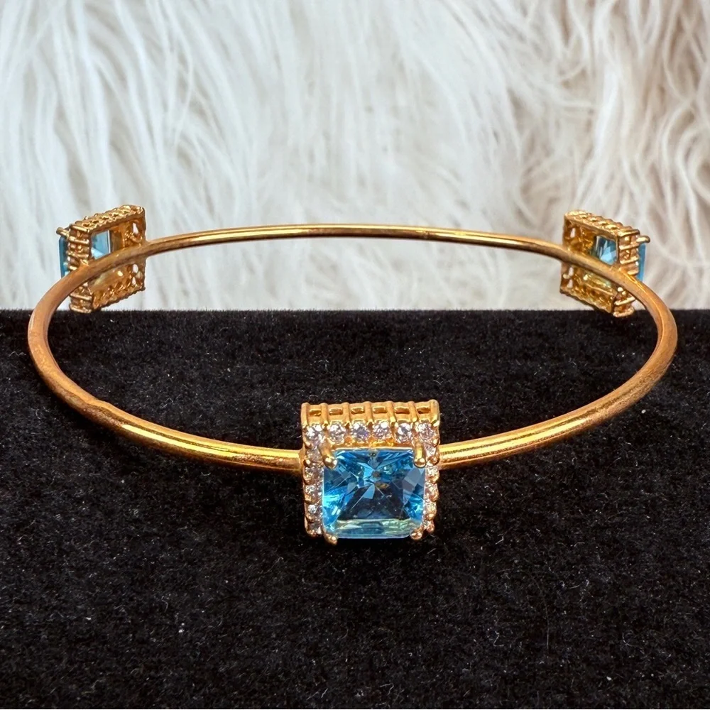 Minimalist Goldtone and Blue Topaz Crystal Bangle Bracelet